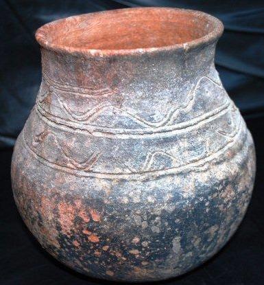 Antique Omani pottery